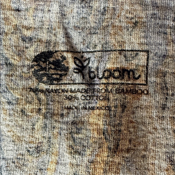 Bloom Marble Print Racerback Tank Top - Picture 6 of 6